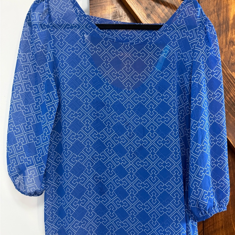 Buttons Blue Geometric Blouse